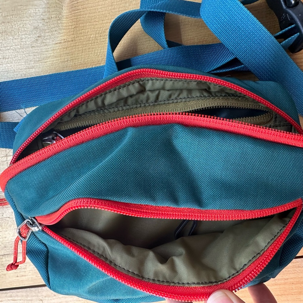 Arc'teryx Maka 1 Waist Sling Bag Pack Teal Pink Crossbody Outdoor Gorpcore - Picture 6 of 8